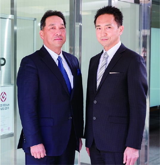 代表取締役会長 坂井 宏光 代表取締役社長 坂井 良行